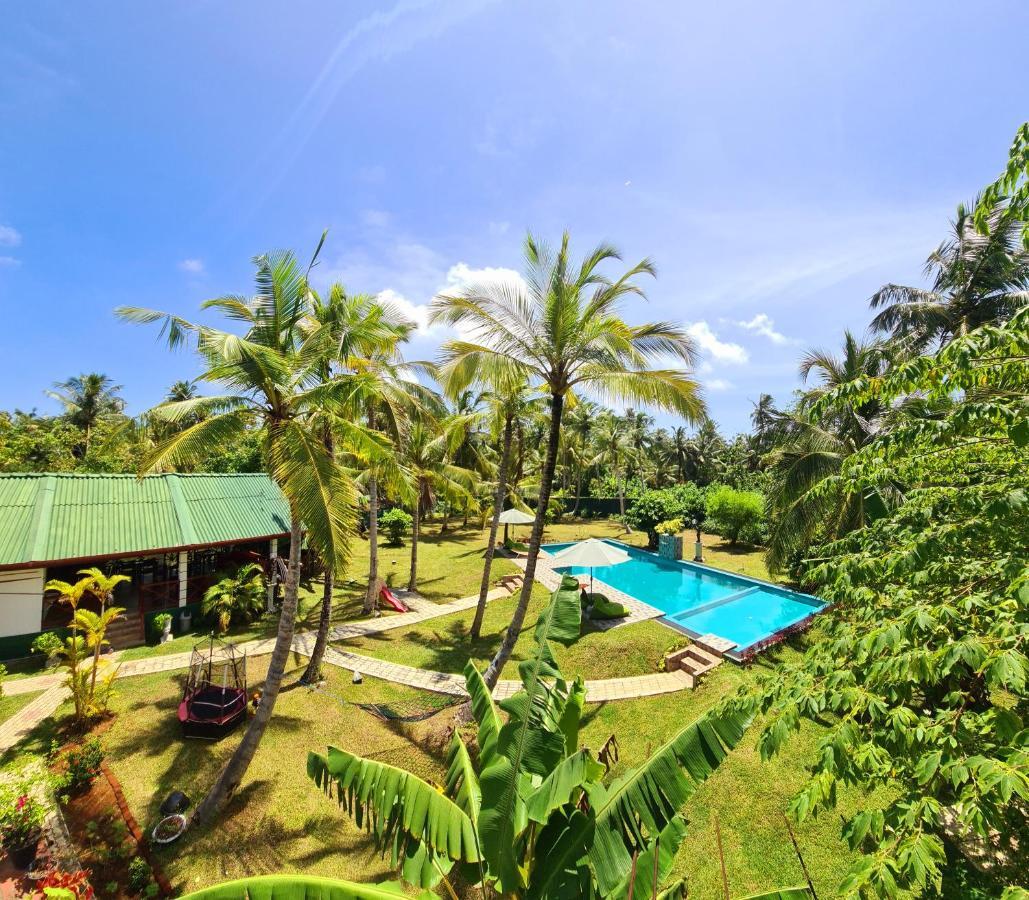 Hotel Bounty Ambalangoda  Exterior foto